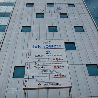 The Townhall Madras Buitenkant foto